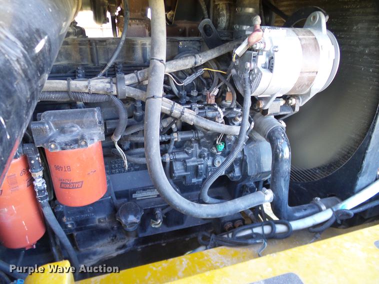 image for item DA6953 2005 Ag-Chem TerraGator 8104 self-propelled applicator