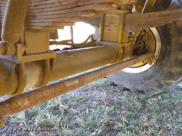 image for item DA6953 2005 Ag-Chem TerraGator 8104 self-propelled applicator