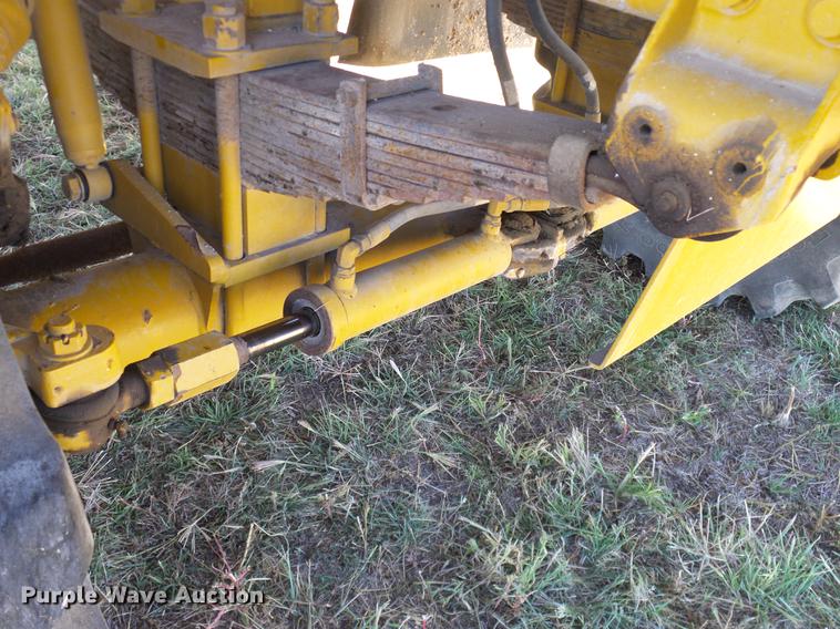 image for item DA6953 2005 Ag-Chem TerraGator 8104 self-propelled applicator