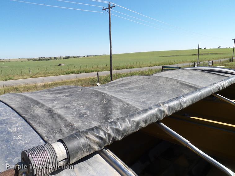 image for item DA6953 2005 Ag-Chem TerraGator 8104 self-propelled applicator