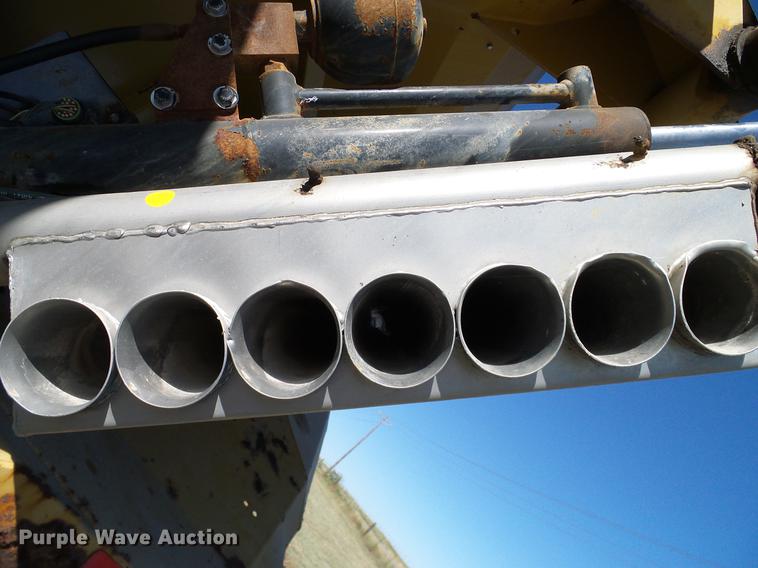 image for item DA6953 2005 Ag-Chem TerraGator 8104 self-propelled applicator