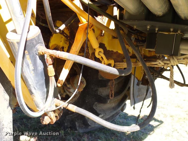 image for item DA6953 2005 Ag-Chem TerraGator 8104 self-propelled applicator