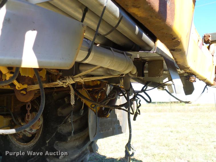 image for item DA6953 2005 Ag-Chem TerraGator 8104 self-propelled applicator