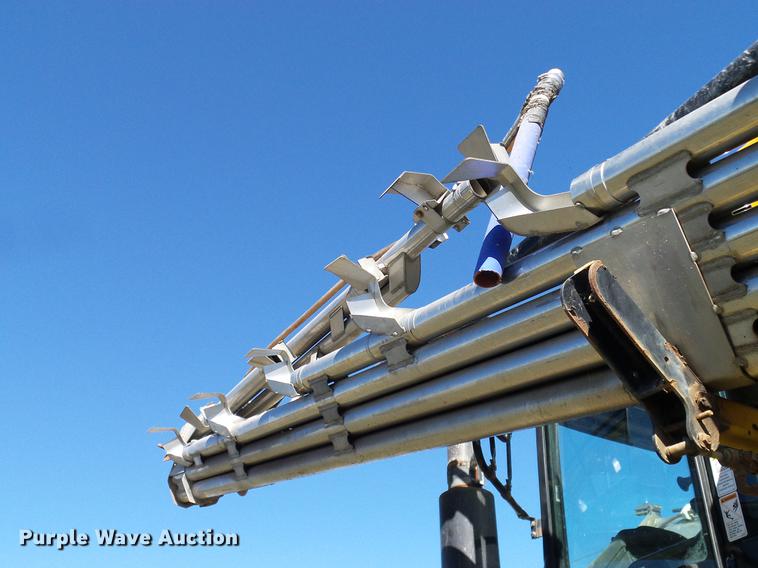 image for item DA6953 2005 Ag-Chem TerraGator 8104 self-propelled applicator