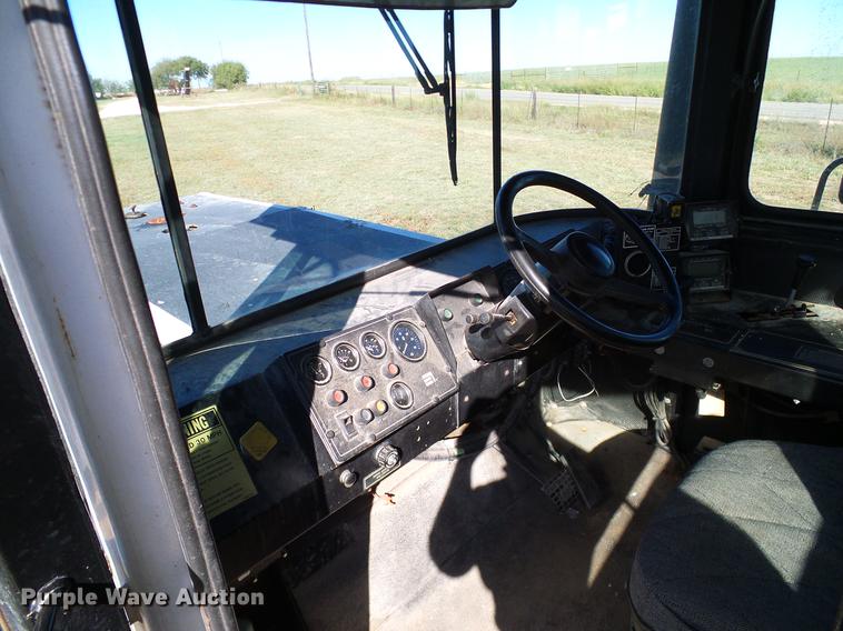 image for item DA6954 1999 Ag-Chem TerraGator 1844 self-propelled applicator