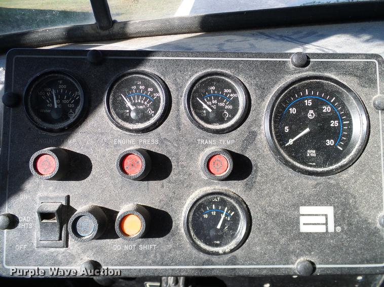 image for item DA6954 1999 Ag-Chem TerraGator 1844 self-propelled applicator