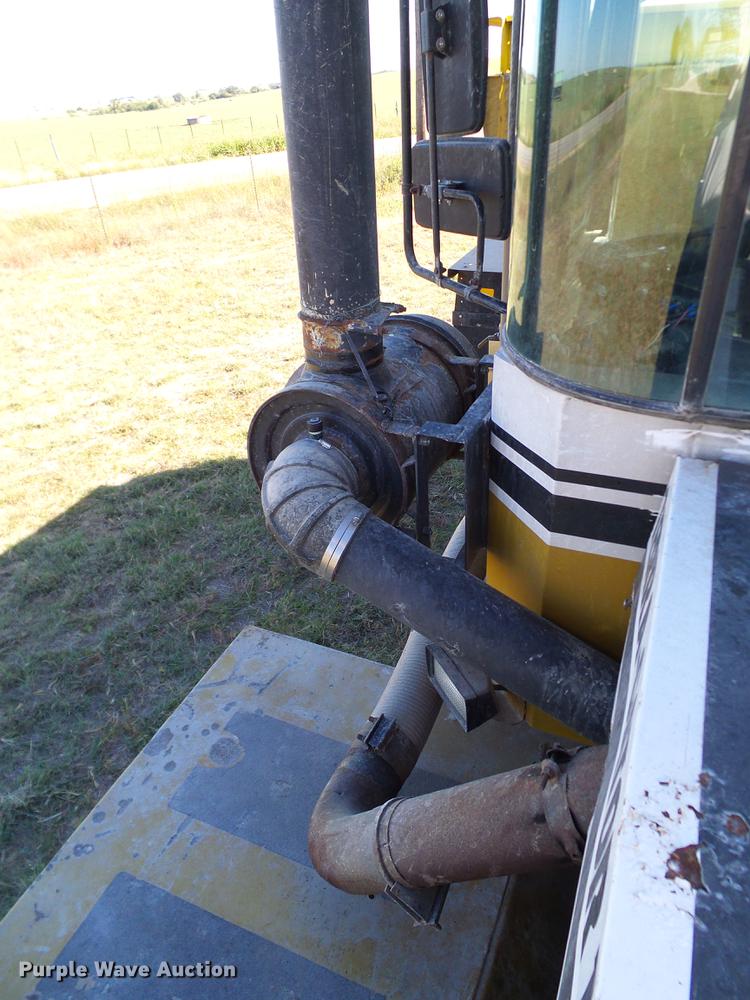 image for item DA6954 1999 Ag-Chem TerraGator 1844 self-propelled applicator