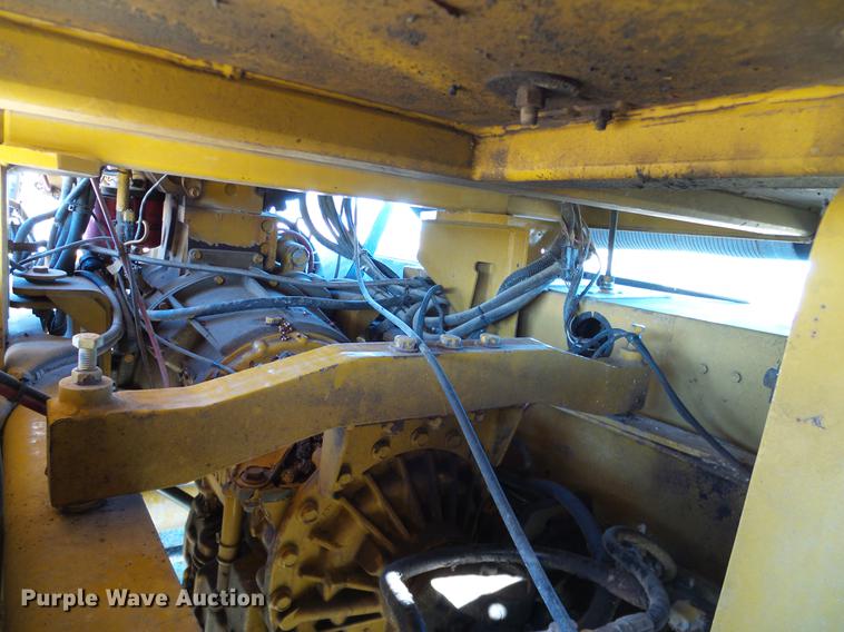 image for item DA6954 1999 Ag-Chem TerraGator 1844 self-propelled applicator