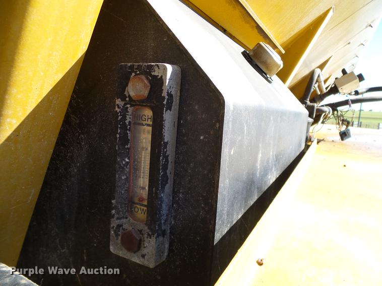 image for item DA6954 1999 Ag-Chem TerraGator 1844 self-propelled applicator