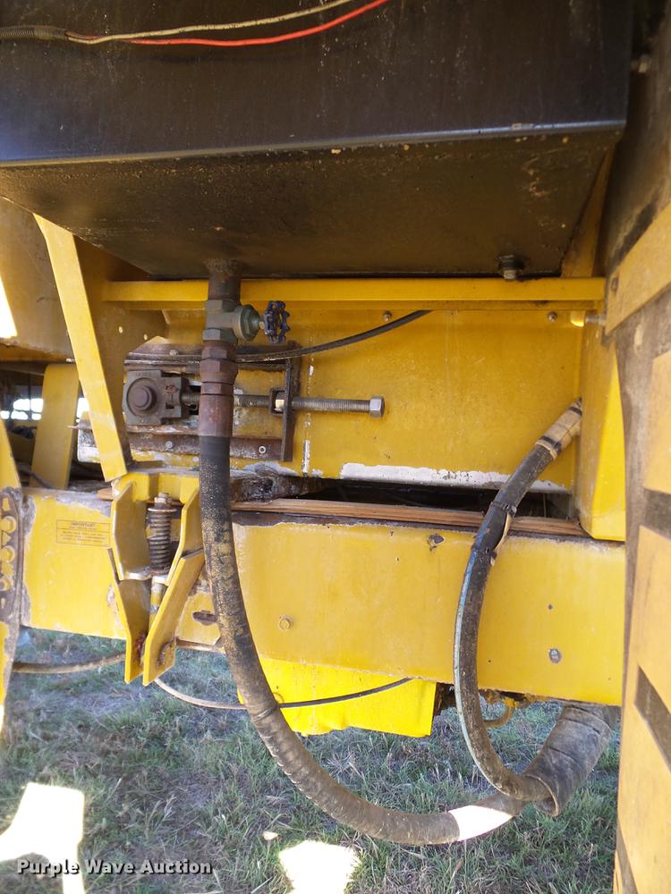 image for item DA6954 1999 Ag-Chem TerraGator 1844 self-propelled applicator