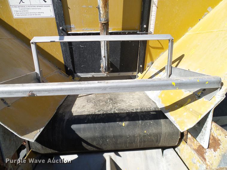 image for item DA6954 1999 Ag-Chem TerraGator 1844 self-propelled applicator