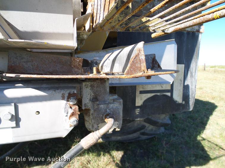 image for item DA6954 1999 Ag-Chem TerraGator 1844 self-propelled applicator