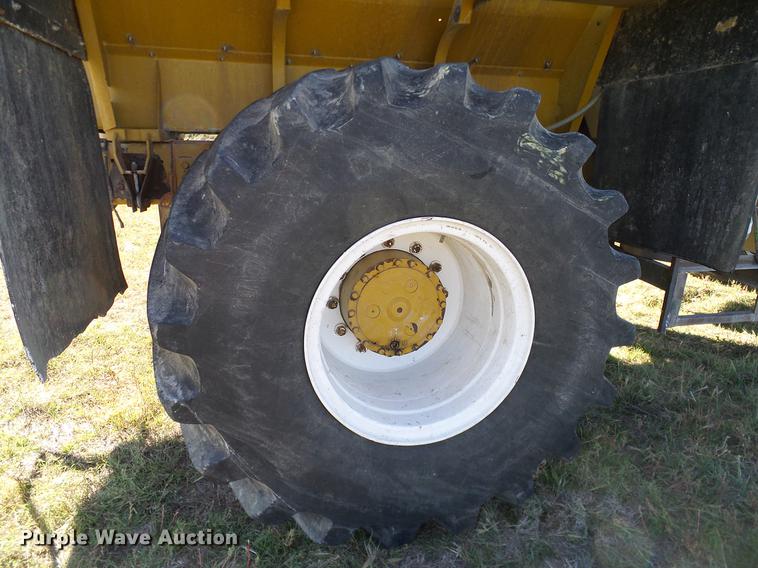 image for item DA6954 1999 Ag-Chem TerraGator 1844 self-propelled applicator