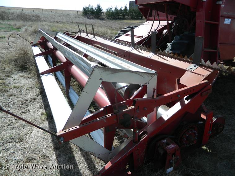 image for item DB1158 International 715 combine