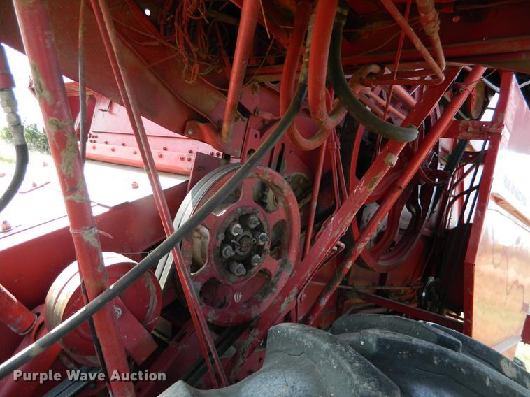 image for item DB1158 International 715 combine