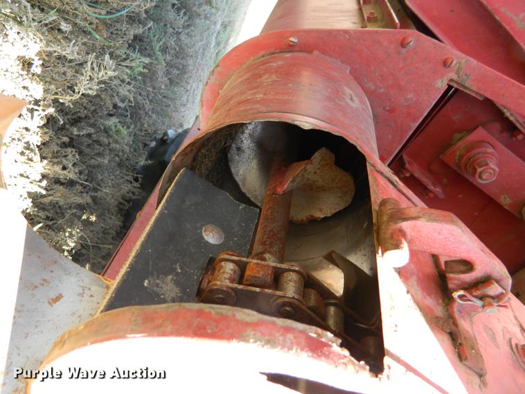 image for item DB1158 International 715 combine