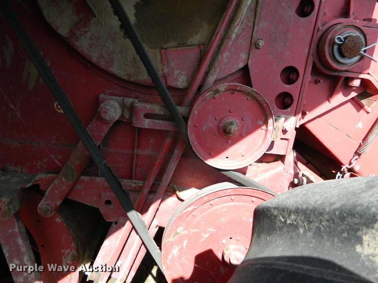 image for item DB1158 International 715 combine