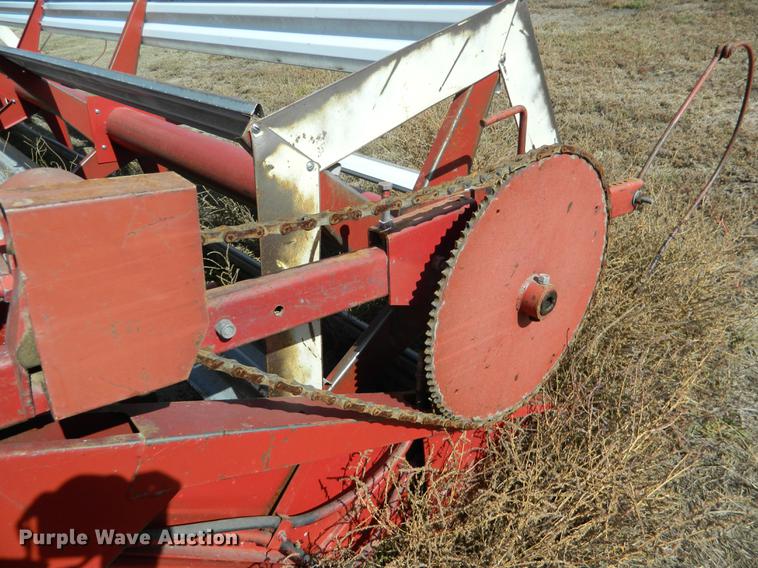 image for item DB1158 International 715 combine