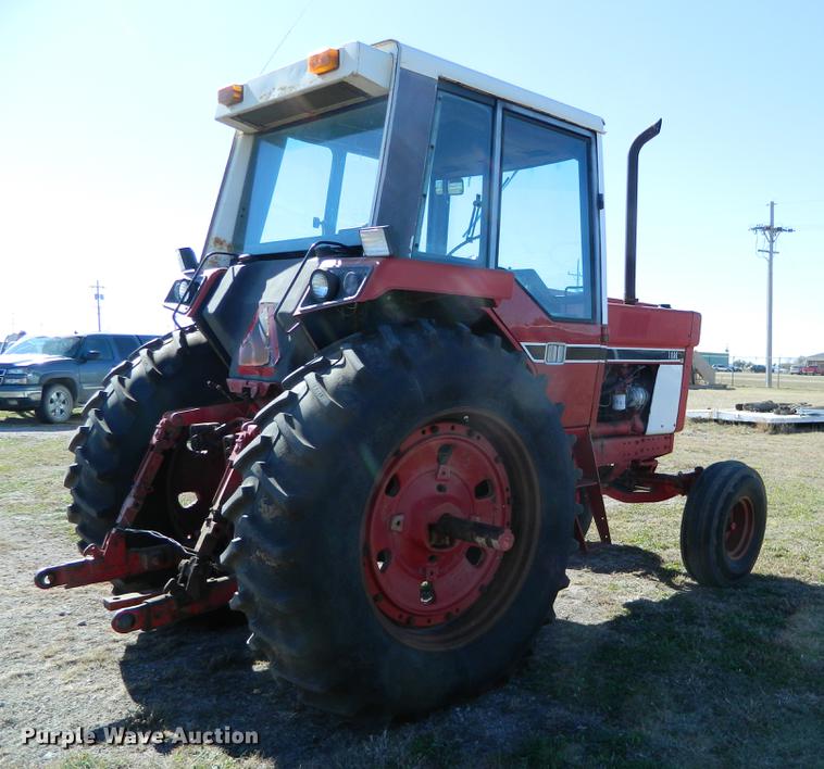 image for item DB1159 1978 International 1086 tractor