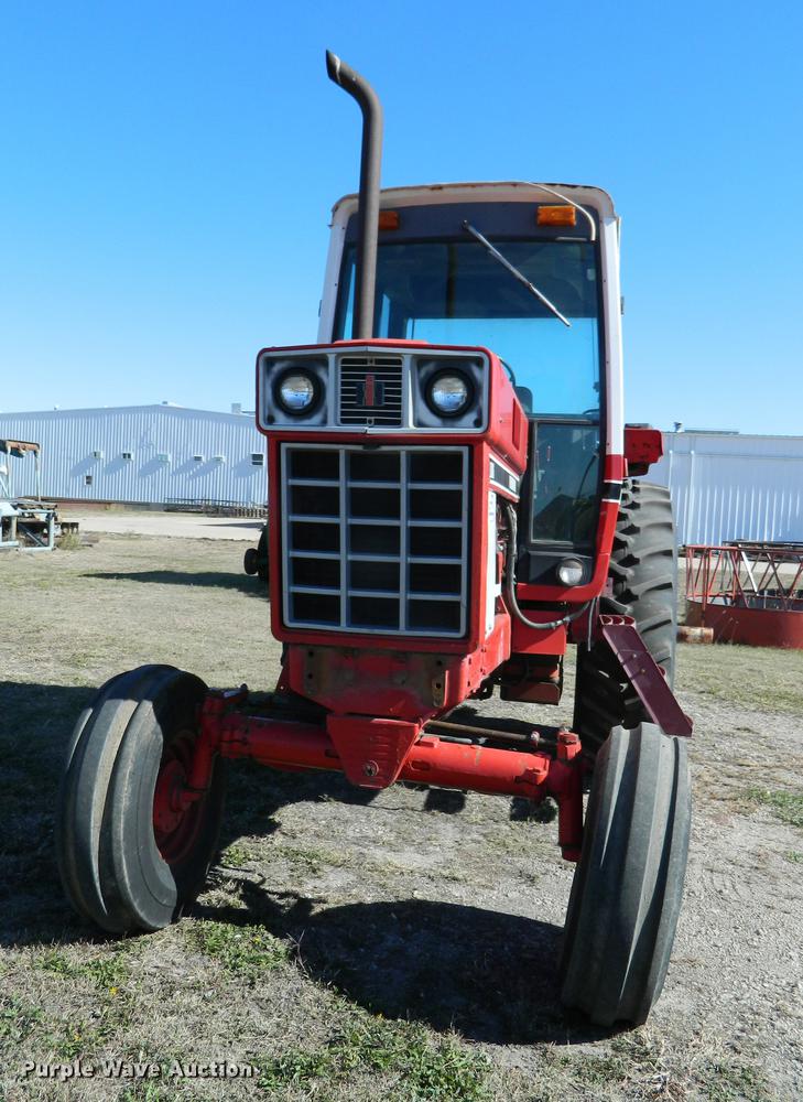 image for item DB1159 1978 International 1086 tractor
