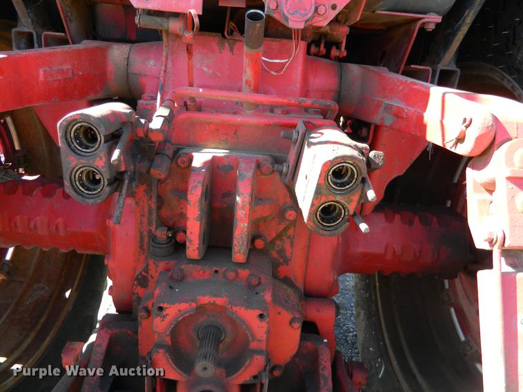 image for item DB1159 1978 International 1086 tractor