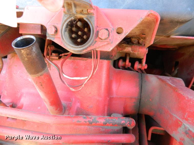 image for item DB1159 1978 International 1086 tractor