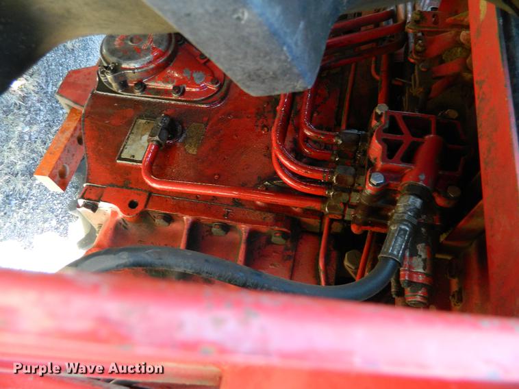 image for item DB1159 1978 International 1086 tractor