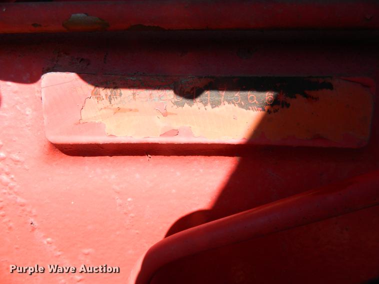 image for item DB1159 1978 International 1086 tractor