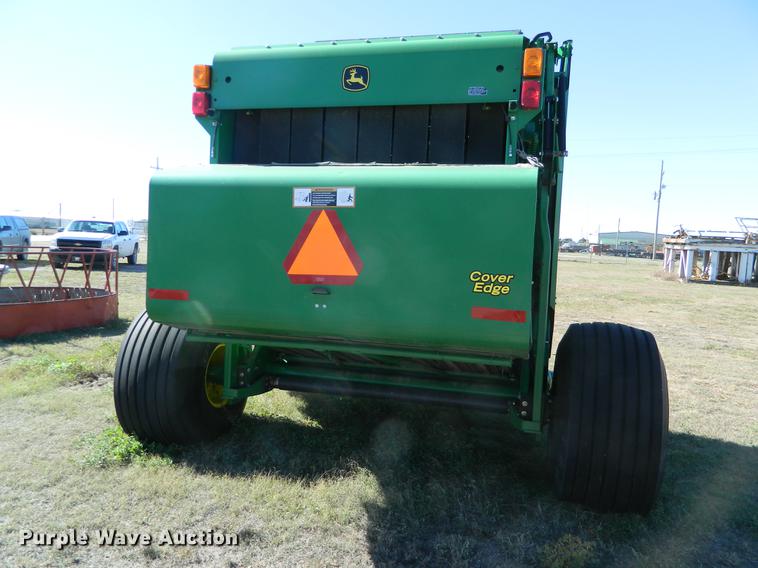 image for item DB1161 2011 John Deere 568 round baler