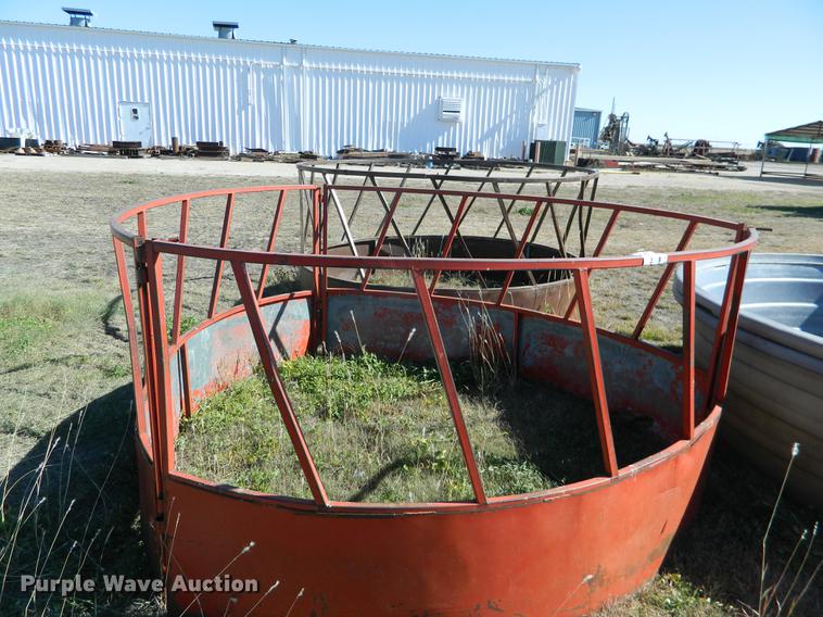 image for item DB1162 (2) round bale feeders