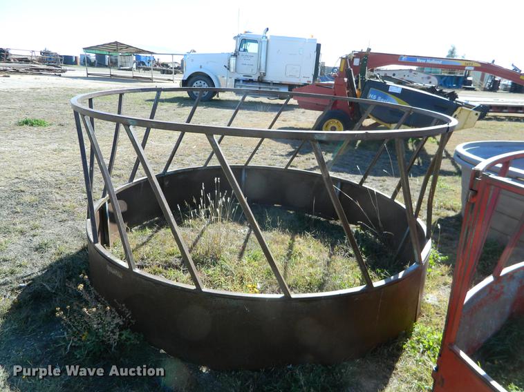 image for item DB1162 (2) round bale feeders