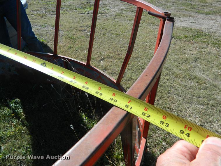 image for item DB1162 (2) round bale feeders