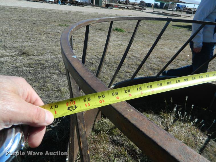 image for item DB1162 (2) round bale feeders