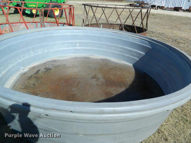 image for item DB1163 (2) Doerr poly water tanks