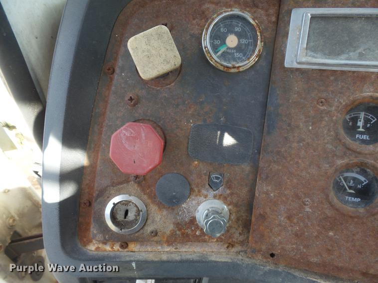 image for item DB6359 1991 Ford L8000 fertilizer tender truck