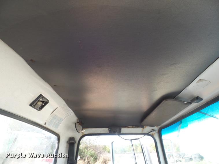 image for item DB6359 1991 Ford L8000 fertilizer tender truck