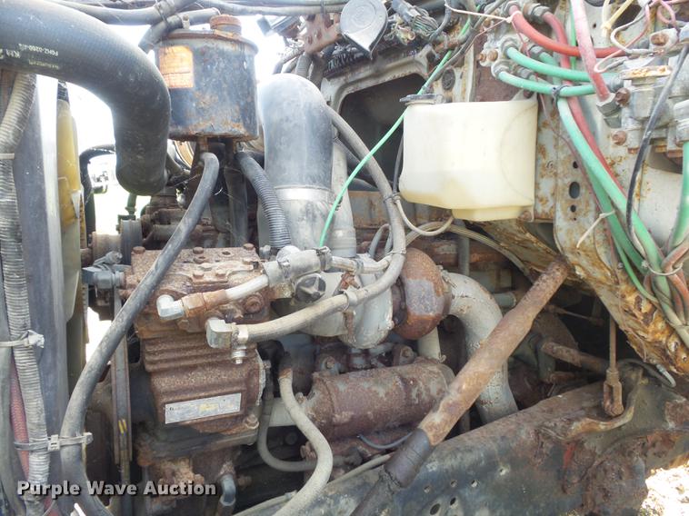 image for item DB6359 1991 Ford L8000 fertilizer tender truck