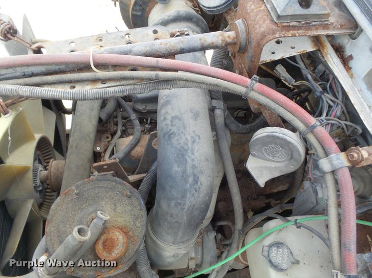 image for item DB6359 1991 Ford L8000 fertilizer tender truck