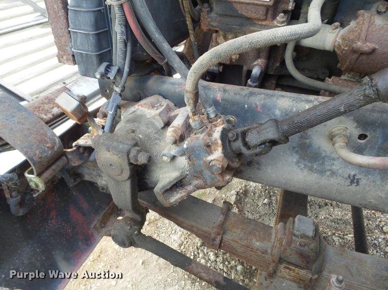 image for item DB6359 1991 Ford L8000 fertilizer tender truck