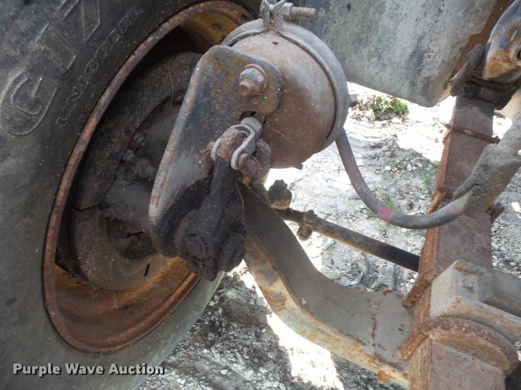 image for item DB6359 1991 Ford L8000 fertilizer tender truck