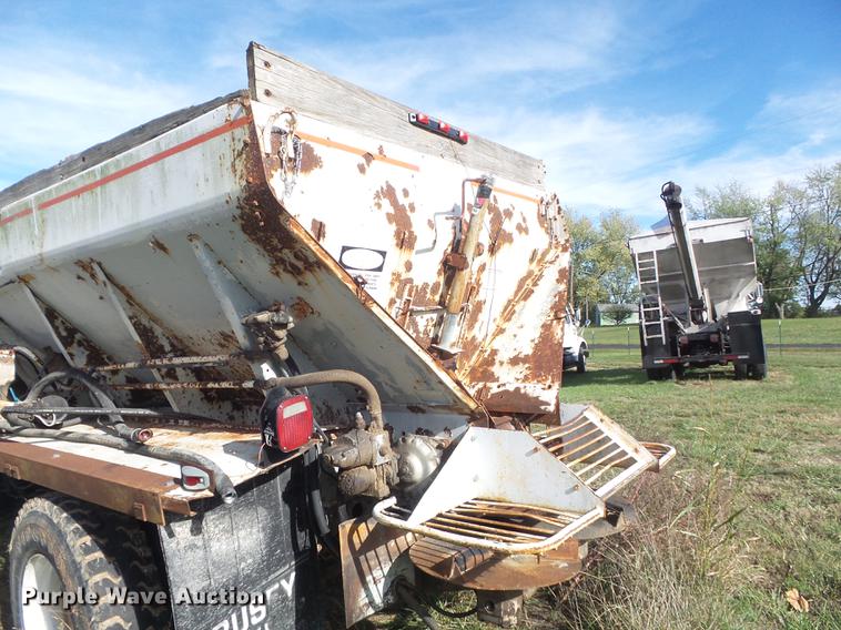 image for item DB6360 1996 Ford L9000 applicator truck