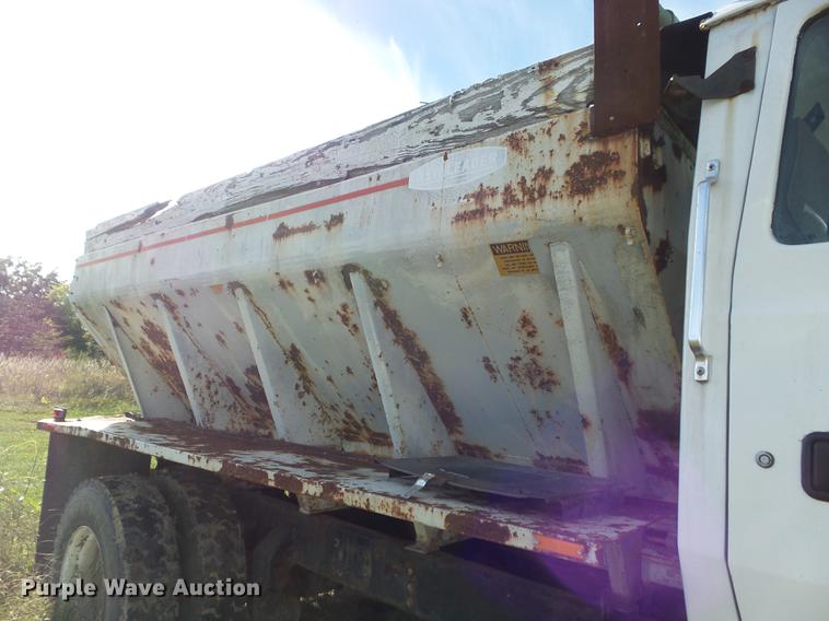 image for item DB6360 1996 Ford L9000 applicator truck