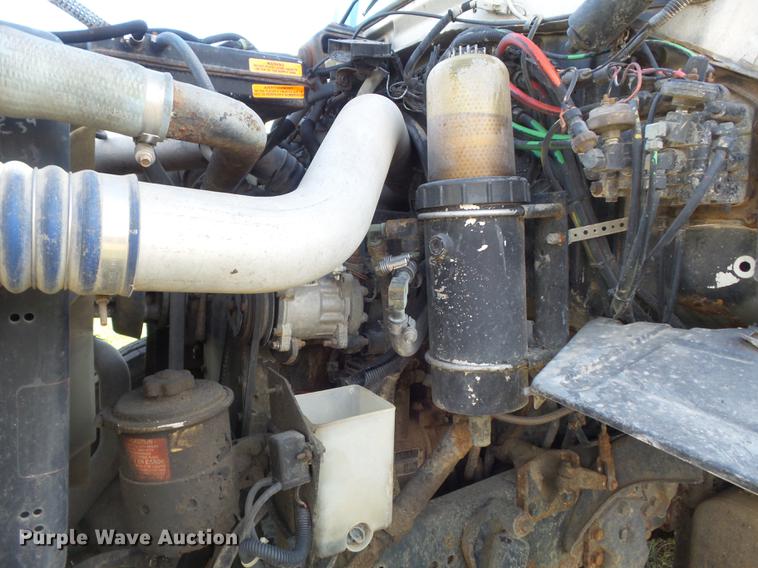 image for item DB6360 1996 Ford L9000 applicator truck