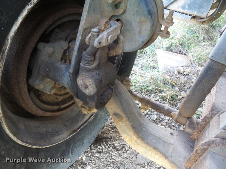 image for item DB6360 1996 Ford L9000 applicator truck