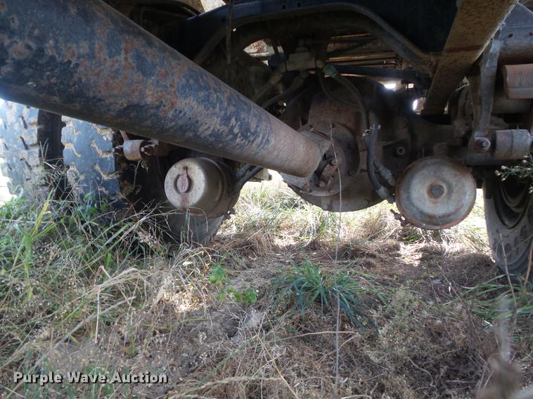 image for item DB6360 1996 Ford L9000 applicator truck