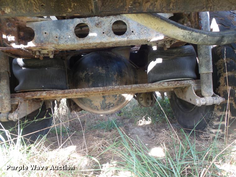 image for item DB6360 1996 Ford L9000 applicator truck