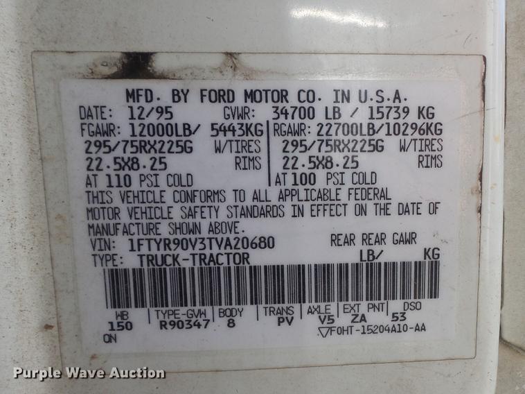 image for item DB6360 1996 Ford L9000 applicator truck