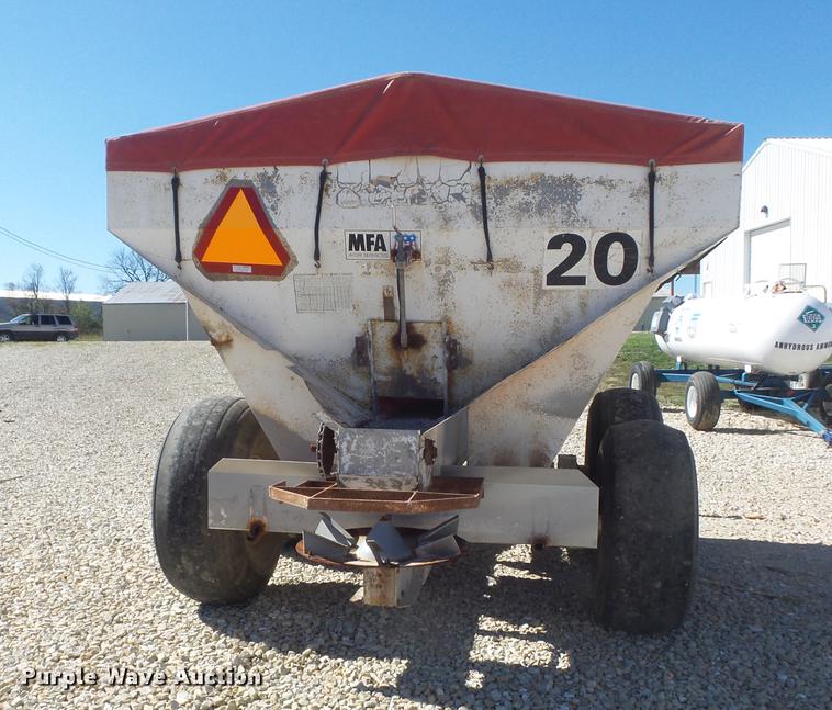 image for item DB6363 Tyler spreader