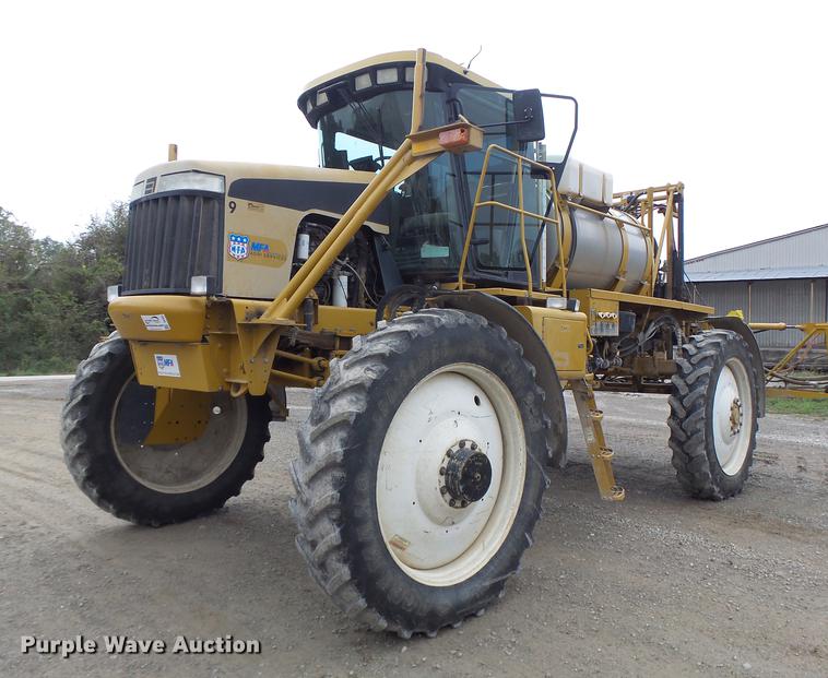 image for item DB9981 2006 Ag-Chem RoGator 874 self-propelled sprayer