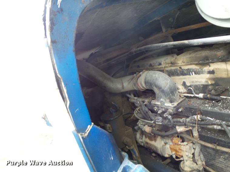 image for item DB9982 1995 Freightliner FLD tank truck